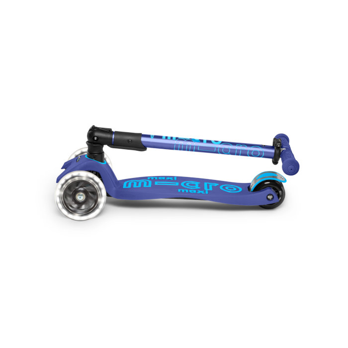 MaxiFoldableLEDNavy-Blue-1